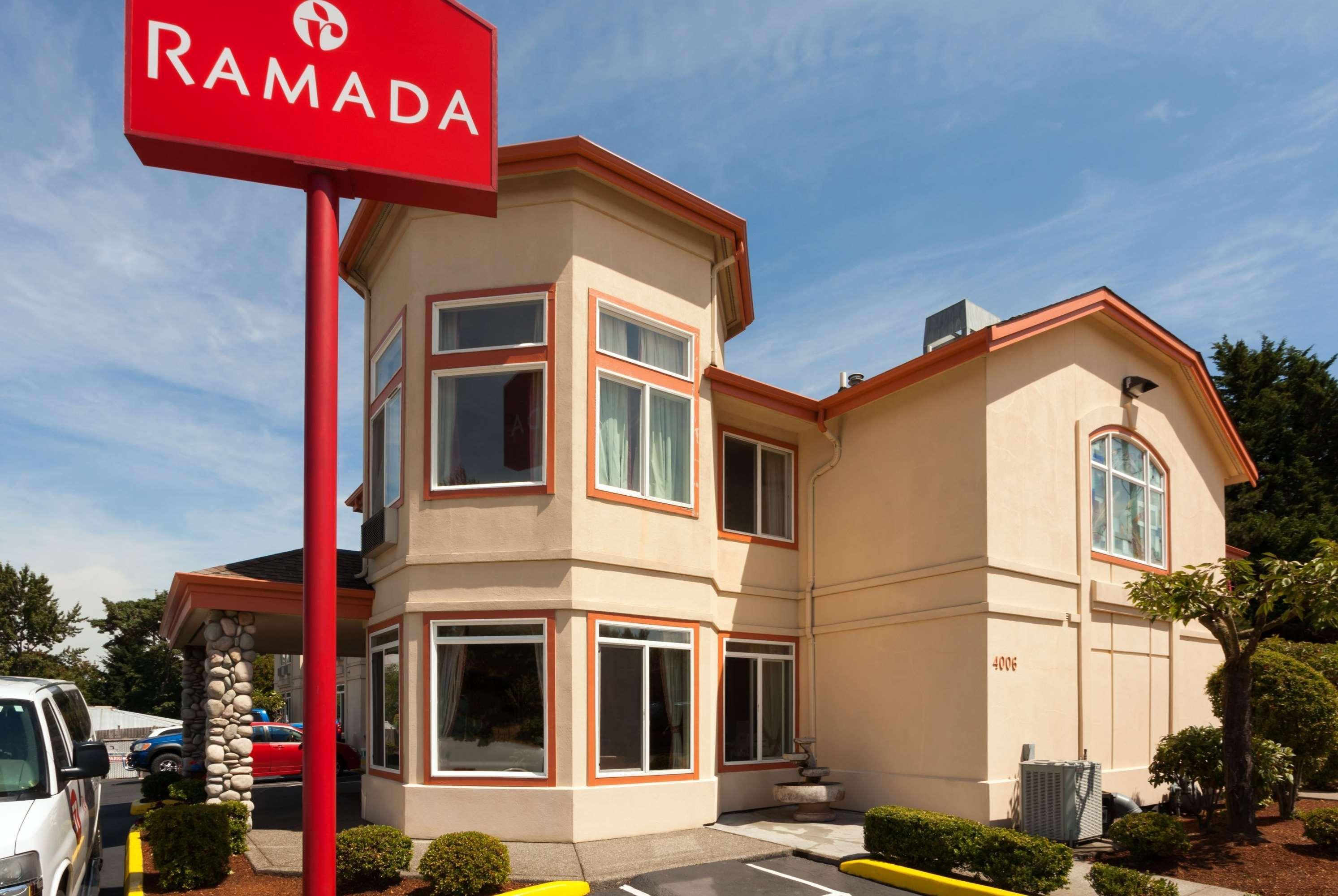 מלון Ramada Limited Airport טוקווילה מראה חיצוני תמונה